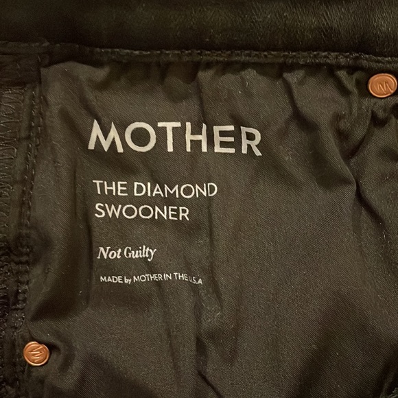 MOTHER The Diamond Swooner Jeans - Picture 8 of 11